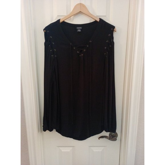 torrid Tops - Women's Torrid Black Long Sleeve Lattice Lace Up Shoulder Blouse Size 3XL